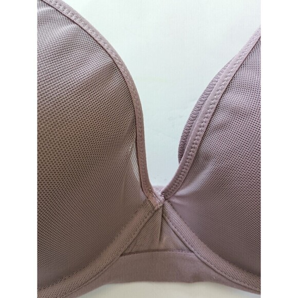 Maidenform Bra Size 40C Purple Mesh Overlay Band SN9300 Lightweight Semi Sheer - Picture 7 of 10